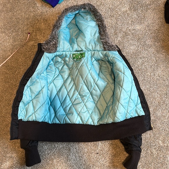 Roxy Jacket - Picture 5 of 6